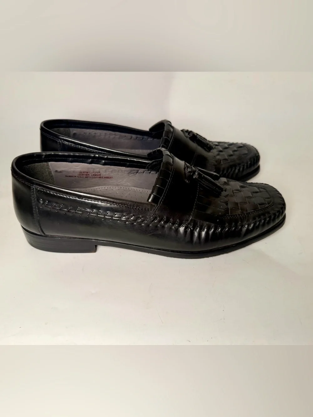FLORSHEIM Black Leather Dress Shoes Woven Front Vamp Tassel Loafers Sz. 10.5 D